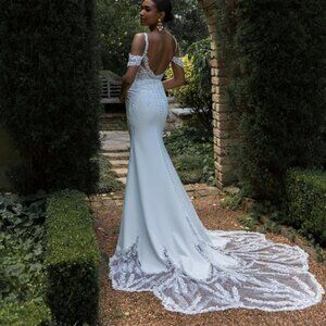 Madi Lane Peri Gown, Size 12, NWT